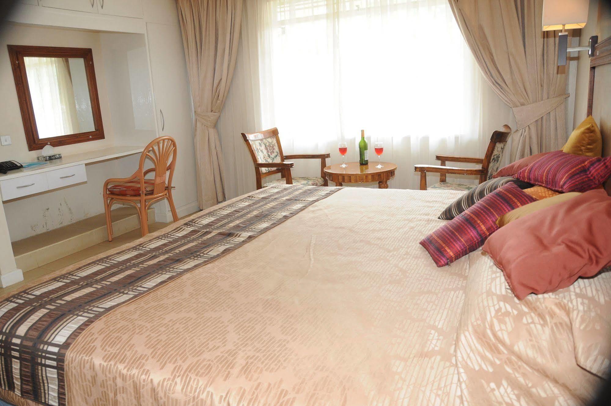 Hotel Riverview Westlands Nairobi Eksteriør billede